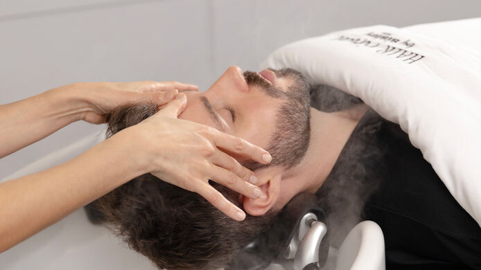 Tratamento em cabine para homem na Maison Sisley